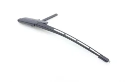 Поводок лобового стеклоочистителя правый для Audi Q7 2007 года на фотографиях