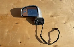 Зеркало боковое левое для Nissan Tiida 2012 года на фотографиях