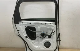 Дверь задняя левая для Audi Q7 2018 года на фотографиях