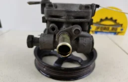 Насос ГУР для Mitsubishi Outlander на фотографиях