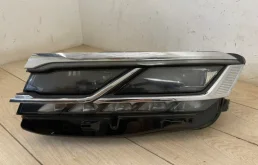 Фара левая для Volkswagen Touareg III (CR) 2018+