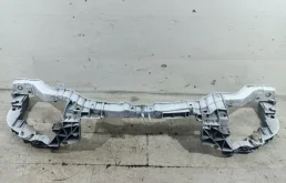 Панель радиатора (телевизор) для Ford Kuga на фотографиях