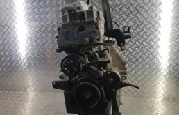 Двигатель без навесного для Nissan Almera на фотографиях