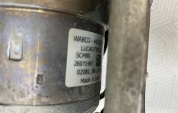 Компрессор пневмоподвески задний для Audi Q7 на фотографиях