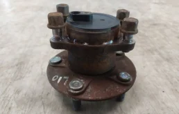 Ступица колеса задняя левая для Mitsubishi ASX 2011 года на фотографиях