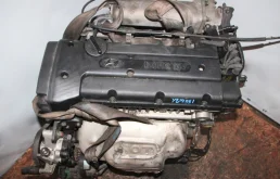 Двигатель без навесного для Hyundai Lantra на фотографиях
