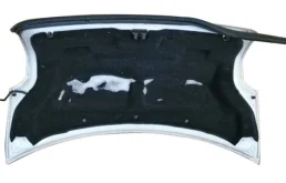 Крышка багажника для Toyota Avensis на фотографиях