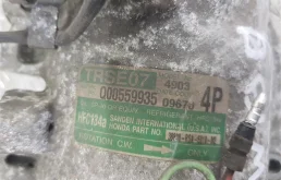 Компрессор кондиционера для Honda Civic 2006 года на фотографиях