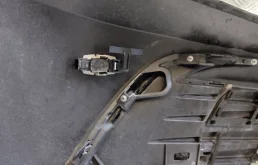 Противотуманка (ПТФ) передняя правая для Toyota Alphard 2024 года на фотографиях