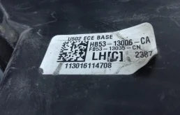 Усилитель переднего бампера для Ford Explorer на фотографиях