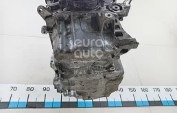 Двигатель без навесного для Kia Carnival 2022 года на фотографиях