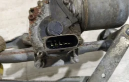 Трапеция стеклоочистителей для Ford Fusion на фотографиях