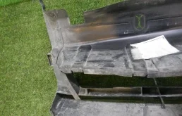 Воздуховод радиатора левый для BMW 3er на фотографиях