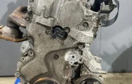 Двигатель для Nissan Serena 2006 года на фотографиях