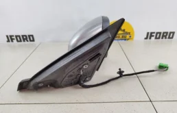 Зеркало заднего вида (в салоне) для Volvo C30 2009 года на фотографиях