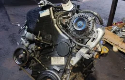 Двигатель для Toyota RAV4 1996 года на фотографиях