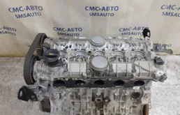 Двигатель без навесного для Volvo C30 2006 года на фотографиях