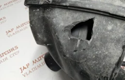 Корпус воздушного фильтра для Nissan X-Trail 2012 года на фотографиях