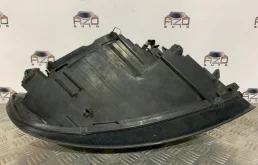 Усилитель переднего бампера для Volvo C30 на фотографиях