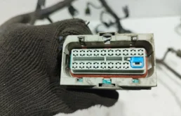 Проводка моторного отсека для Chevrolet Cruze на фотографиях