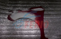 Крыло левое для Toyota Corolla 2012 года на фотографиях