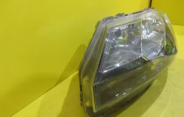Фара левая для Skoda Rapid 2014 года на фотографиях