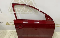 Двери для Skoda Rapid 2014 года на фотографиях