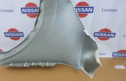 Стекла и зеркала для Nissan Qashqai 2024 года на фотографиях