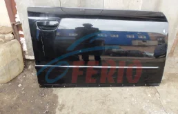 Дверь передняя правая для Audi A4 2001 года на фотографиях