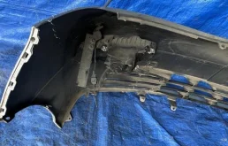 Бампер передний для Toyota Alphard 2003 года на фотографиях