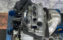 Двигатель без навесного для Lexus ES 2017 года на фотографиях