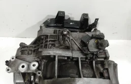 Блок управления двигателем для Volkswagen Polo 1999 года на фотографиях