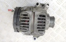 Генератор для Renault Logan 2013 года на фотографиях