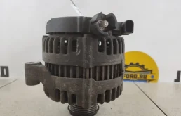 Генератор для Volvo C30 2007 года на фотографиях