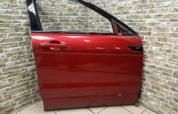 Двери для Land Rover Range Rover Evoque 2013 года на фотографиях