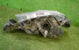 Фара левая для Mazda CX 5 2011 года на фотографиях