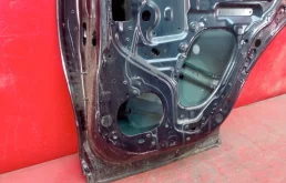 Двери для Infiniti FX 2014 года на фотографиях