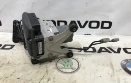 Блок ABS для BMW 5er 2012 года на фотографиях