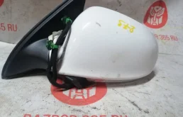 Зеркало боковое левое для Volkswagen Jetta 2006 года на фотографиях