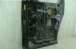 Двери для Toyota Alphard 2021 года на фотографиях