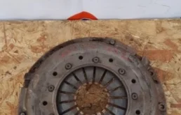 Корзина сцепления (30210-9H205) для Nissan X-Trail T30 RU 2001-2007