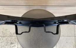 Усилитель бампера передний нижний для Mitsubishi Pajero Sport 2008 года на фотографиях