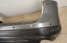 Бампер задний для Volkswagen Touareg 2012 года на фотографиях