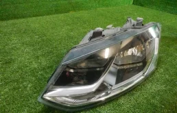 Фары для Volkswagen Polo на фотографиях