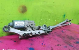 Трапеция стеклоочистителей для Audi Q7 2006 года на фотографиях