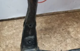 Подрамник двигателя для Mazda CX 5 на фотографиях