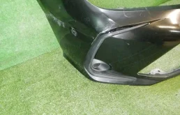 Бампер для Toyota Corolla 2016 года на фотографиях