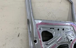 Двери для Opel Zafira 2007 года на фотографиях