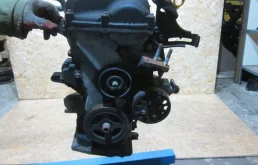 Двигатель без навесного для Kia Rio 2015 года на фотографиях