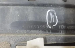 Молдинг передней левой двери для Audi Q7 2015 года на фотографиях